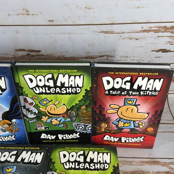 Dog Man Lot of 7 Hardcover Books Dav Pilkey Graphic Novel Series - Picture 4 of 5